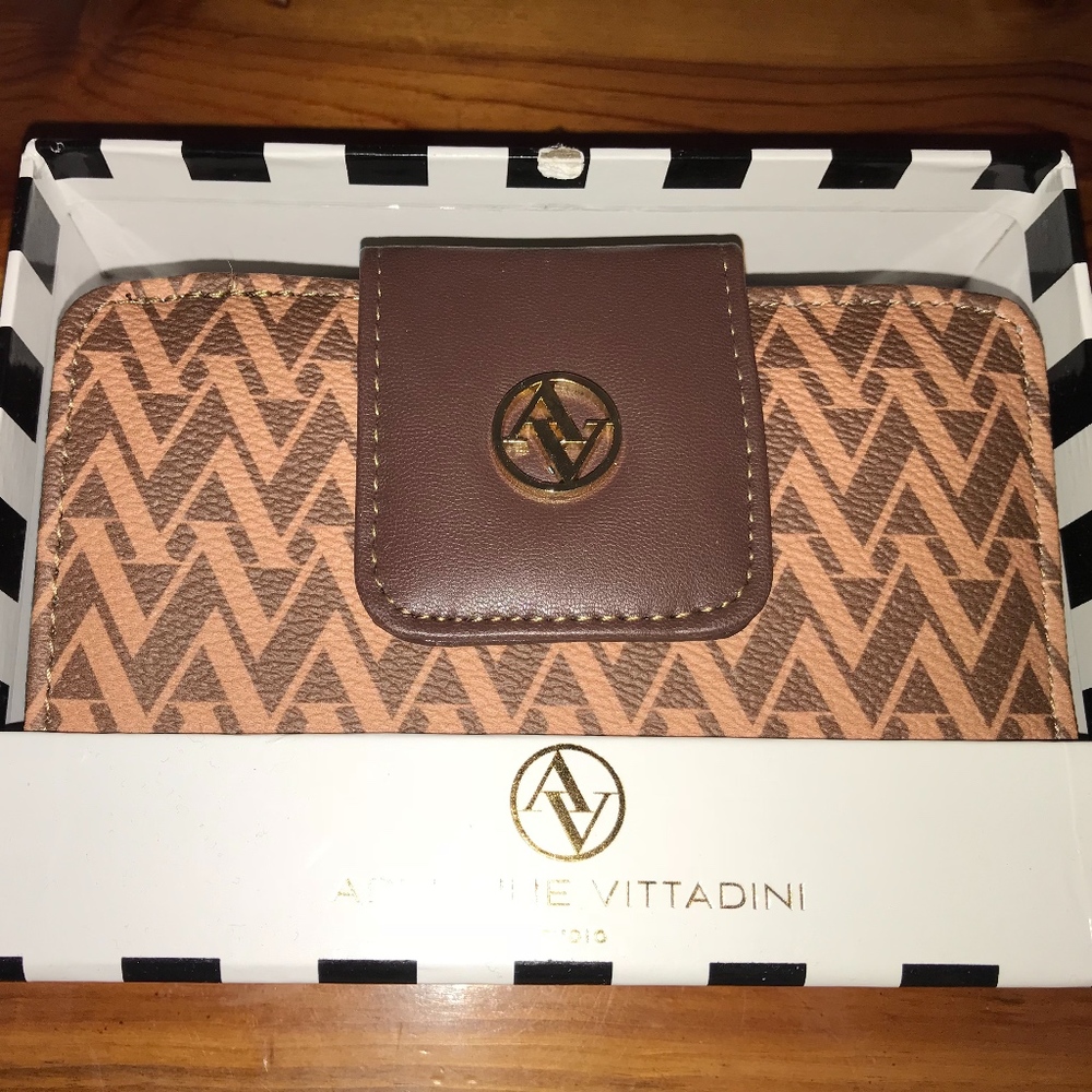 ADRIENNE VITTADINI WOMEN'S WALLET